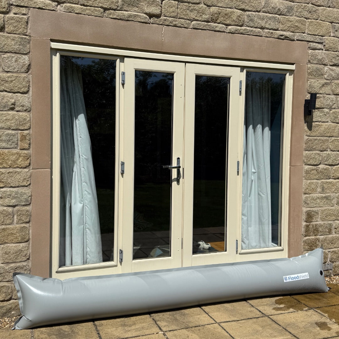 Reusable Long Flood Barrier