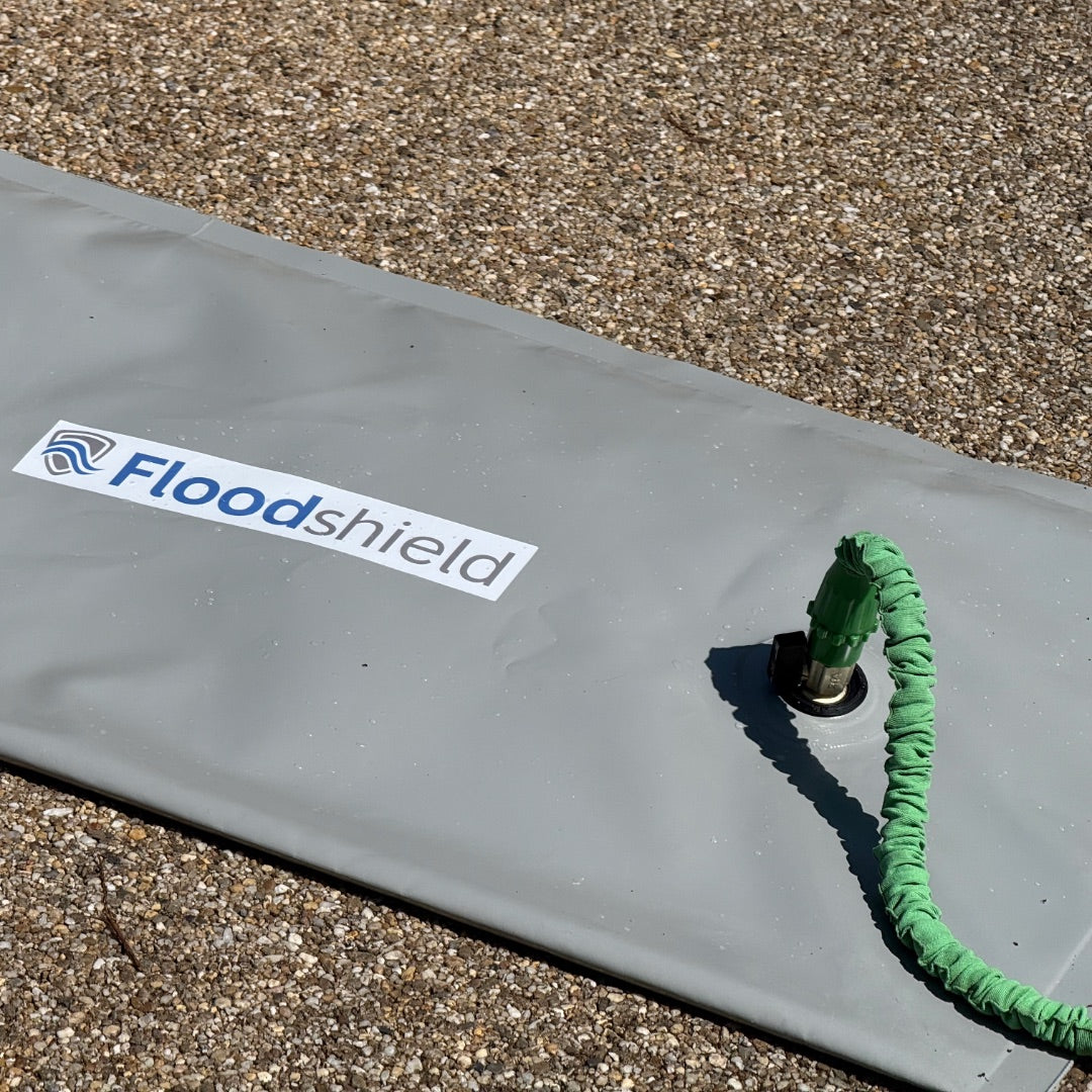 Reusable Long Flood Barrier