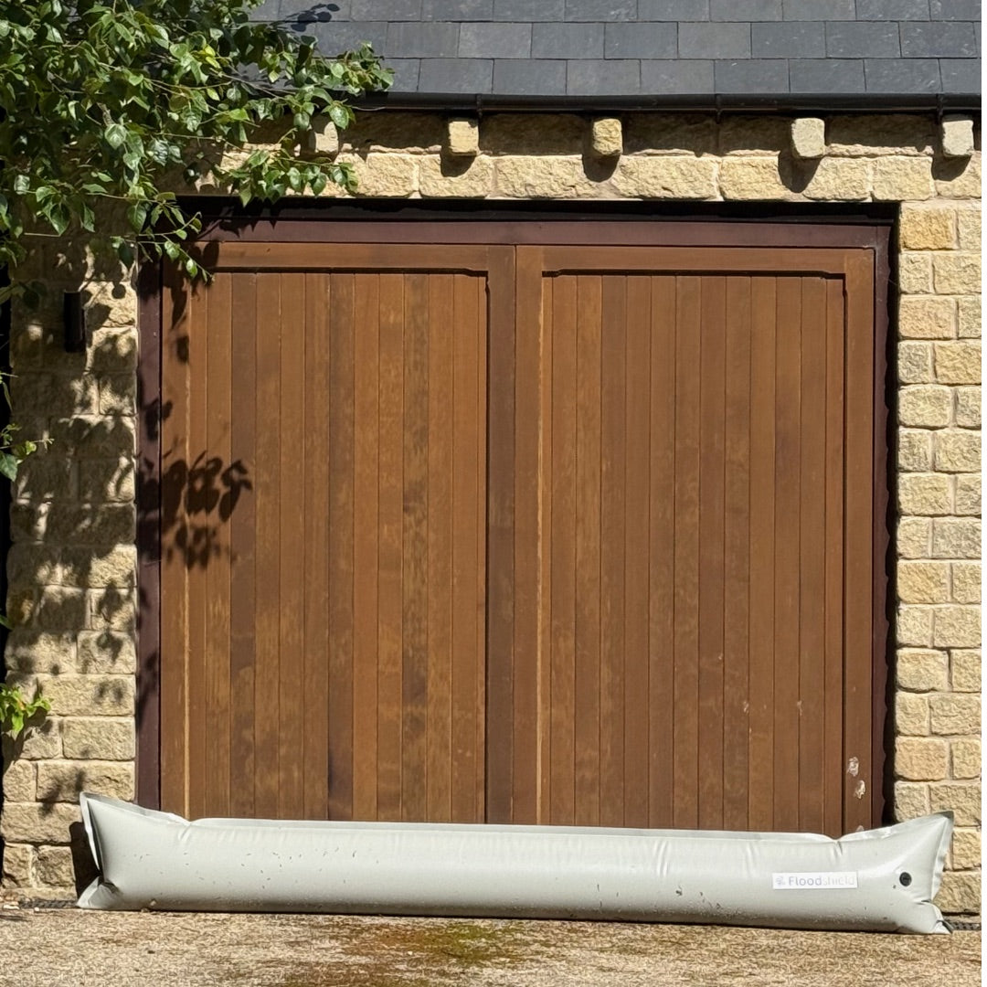 Reusable Long Flood Barrier
